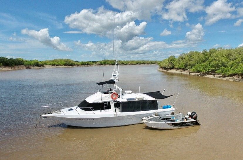 Live Aboard Mothership Charters